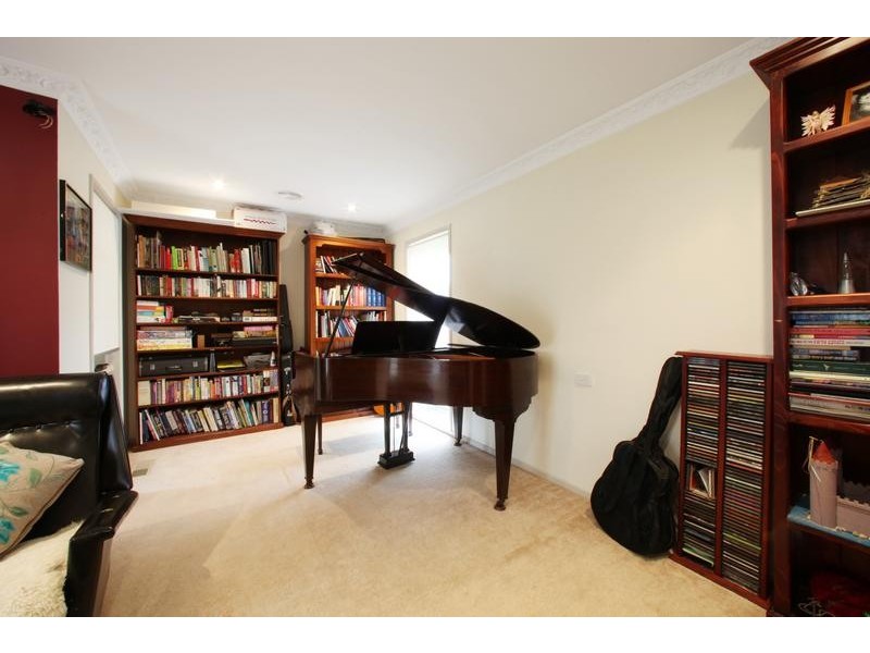 13 Bianca Court, Rowville VIC 3178