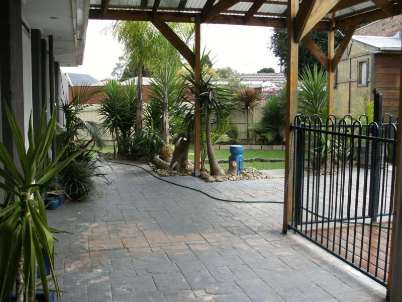 49 Frudal Crescent, Knoxfield VIC 3180