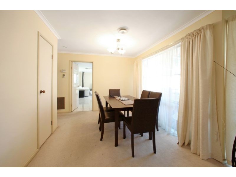 38 Willow Avenue, Rowville VIC 3178