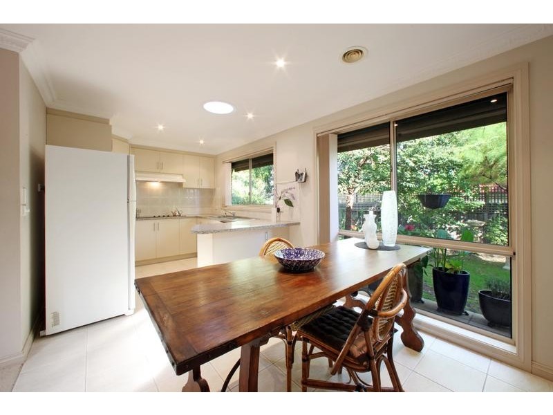 14 Elaine Place, Rowville VIC 3178