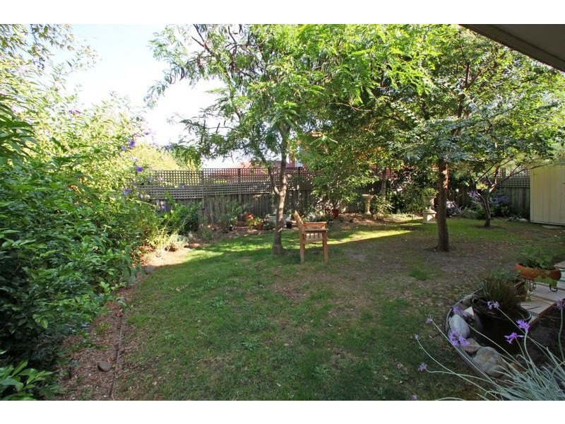 14 Elaine Place, Rowville VIC 3178