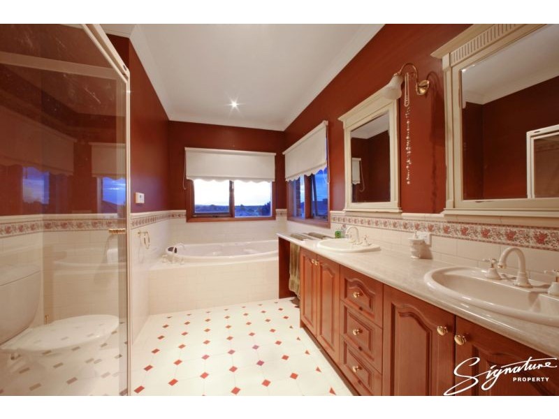 19 Clare Court, Rowville VIC 3178