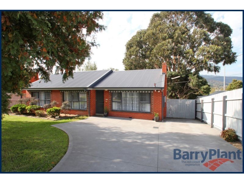 11 Nathan Street, Ferntree Gully VIC 3156