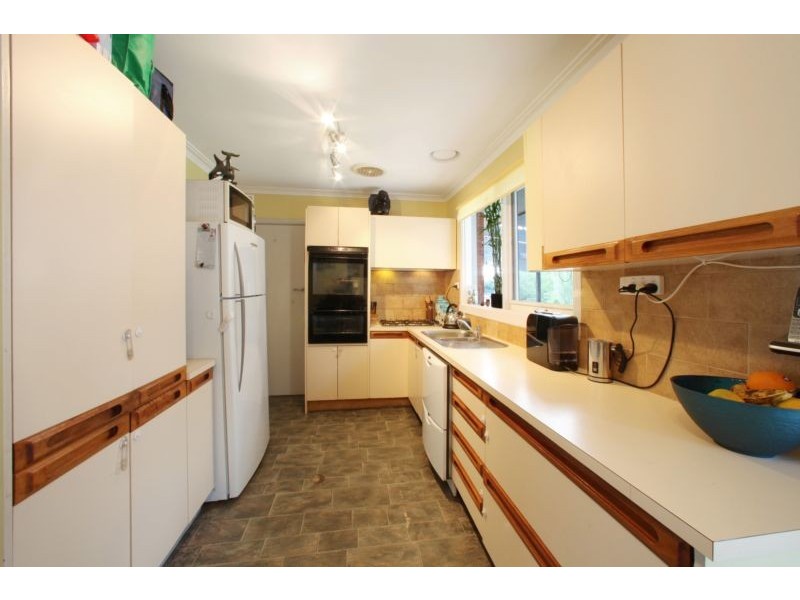 11 Nathan Street, Ferntree Gully VIC 3156