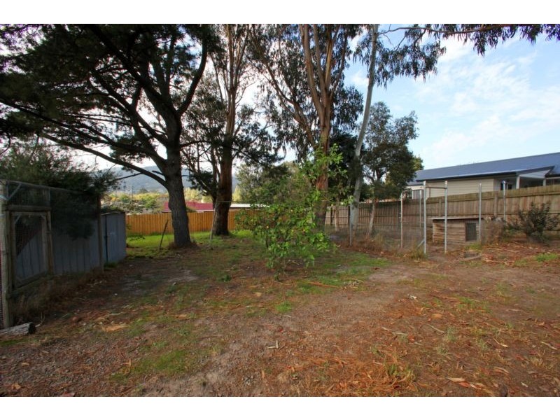 11 Nathan Street, Ferntree Gully VIC 3156