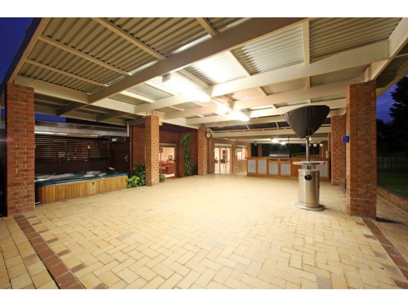 191 Murrindal Drive, Rowville VIC 3178