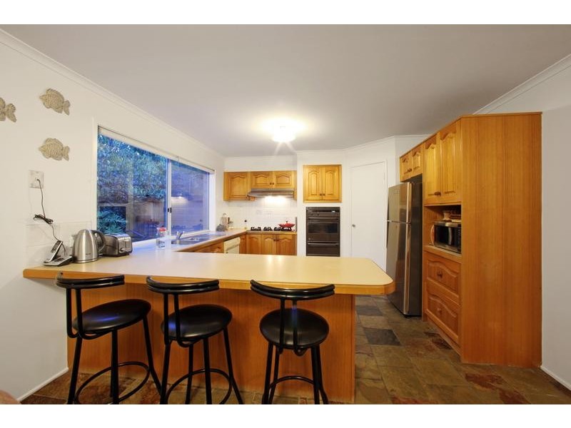 39 Halsbury Drive, Rowville VIC 3178