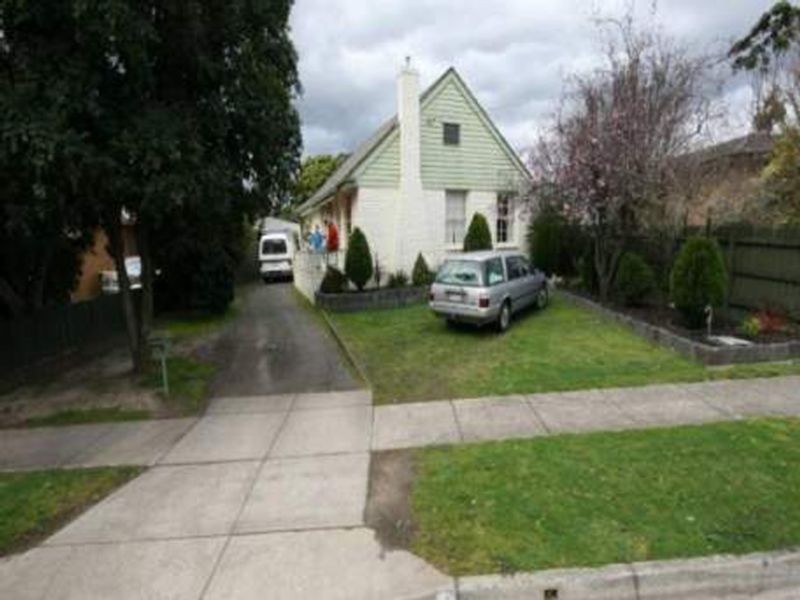 31 Stamford Crescent, Rowville VIC 3178