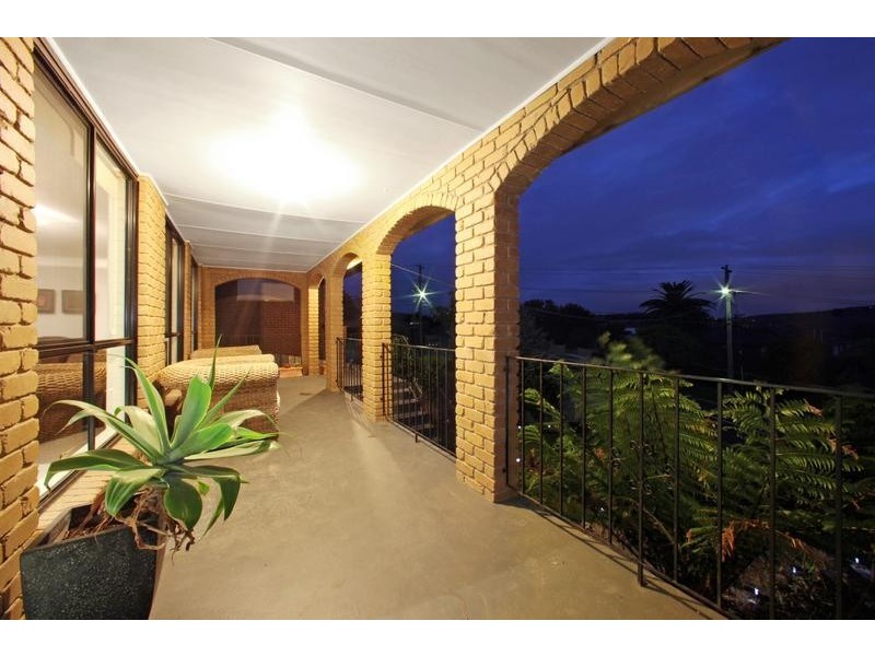 20 Allora Avenue, Ferntree Gully VIC 3156