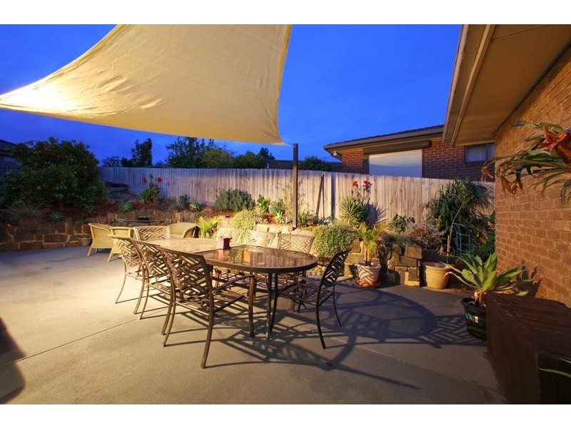 20 Allora Avenue, Ferntree Gully VIC 3156
