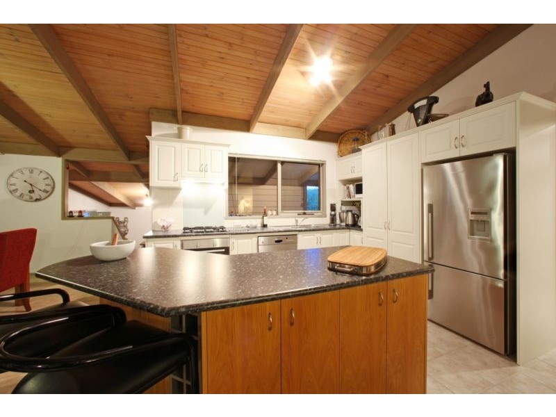 72 Timbertop Drive, Rowville VIC 3178