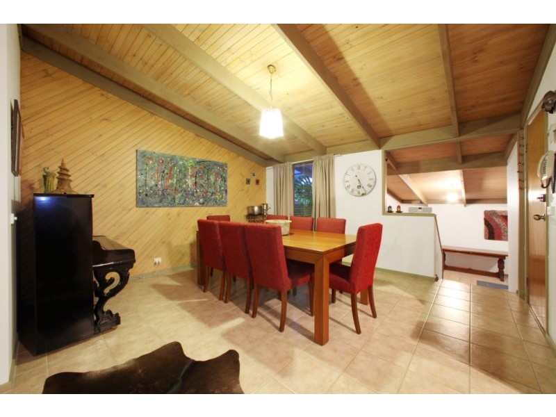 72 Timbertop Drive, Rowville VIC 3178