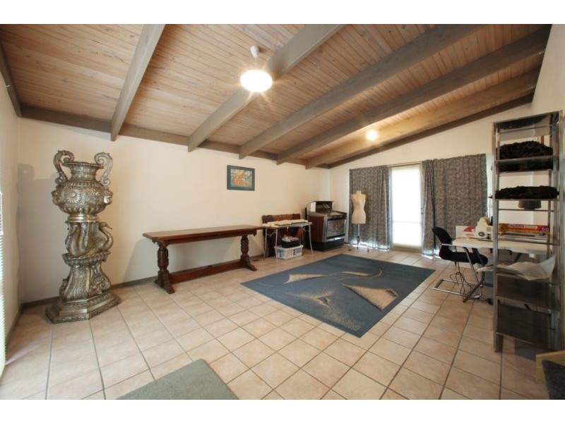 72 Timbertop Drive, Rowville VIC 3178