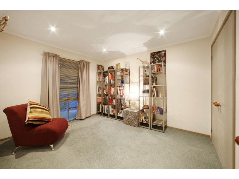 72 Timbertop Drive, Rowville VIC 3178