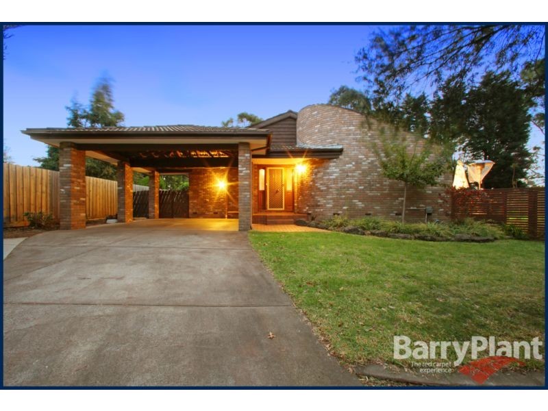 8 Hopkins Close, Rowville VIC 3178