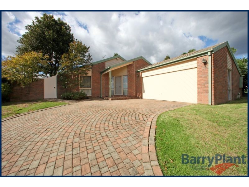 2 Rigby Mews, Rowville VIC 3178