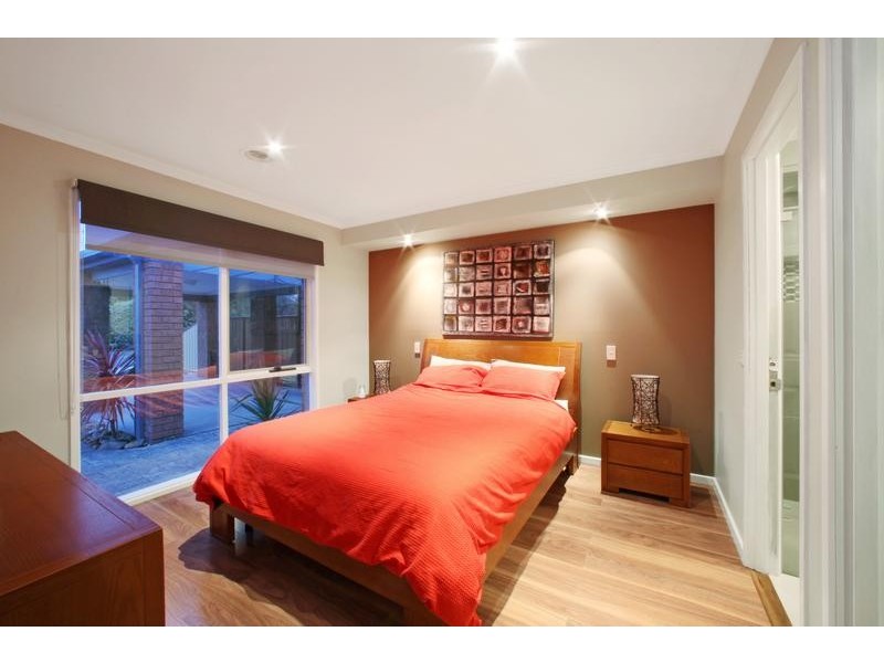 7 Adam Close, Rowville VIC 3178