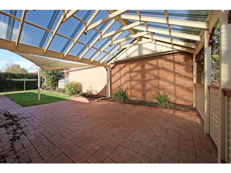 66 Lakesfield Drive, Lysterfield VIC 3156