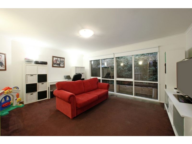 54 Airedale Way, Rowville VIC 3178