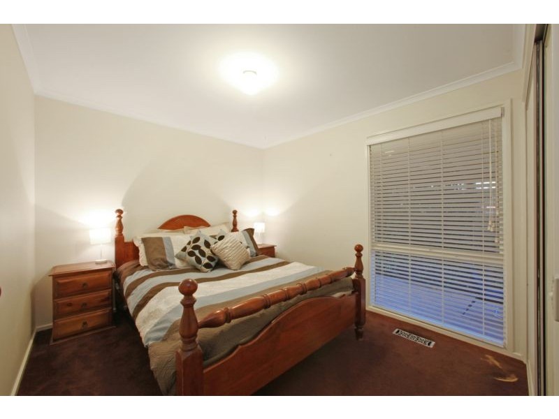 54 Airedale Way, Rowville VIC 3178