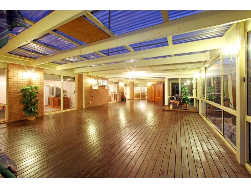 4 Macgregor Court, Rowville VIC 3178