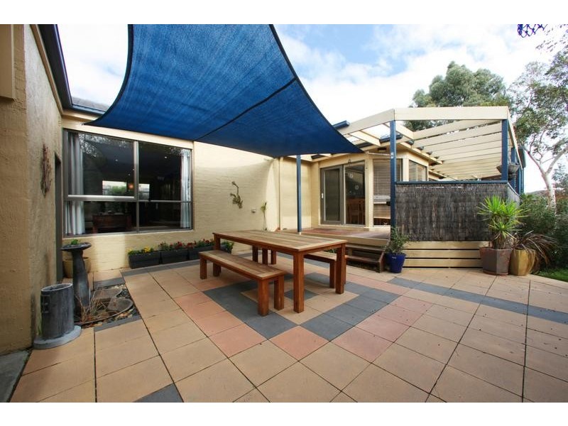 16 Sommersby Court, Lysterfield VIC 3156