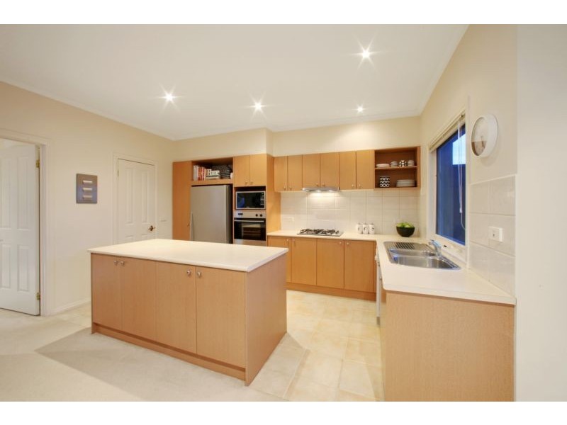 14 Parklane Way, Rowville VIC 3178