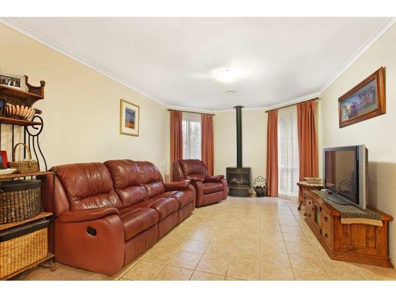 2 Greenview Close, Lysterfield South VIC 3156