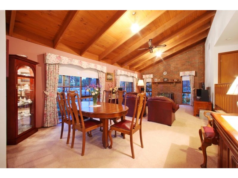 1 Banfield Court, Ferntree Gully VIC 3156