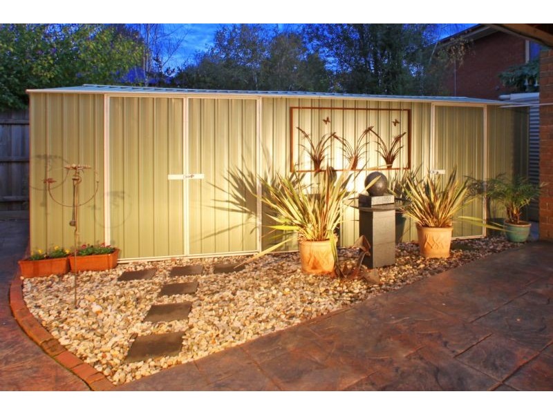 1 Banfield Court, Ferntree Gully VIC 3156