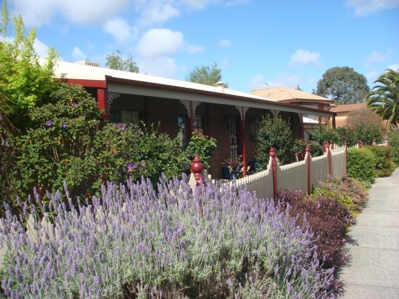 1 Banfield Court, Ferntree Gully VIC 3156