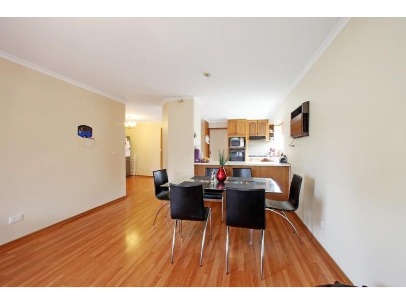 185 Dandelion Drive, Rowville VIC 3178