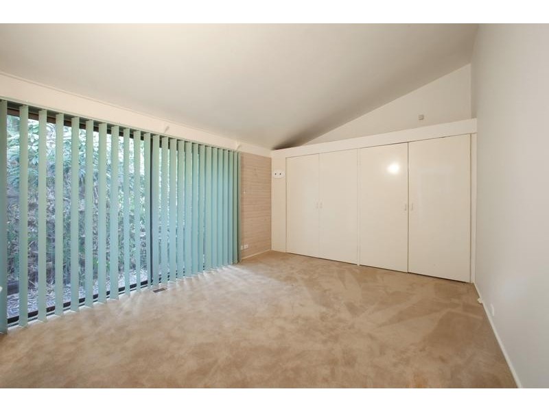 8 Jean Street, Upper Ferntree Gully VIC 3156