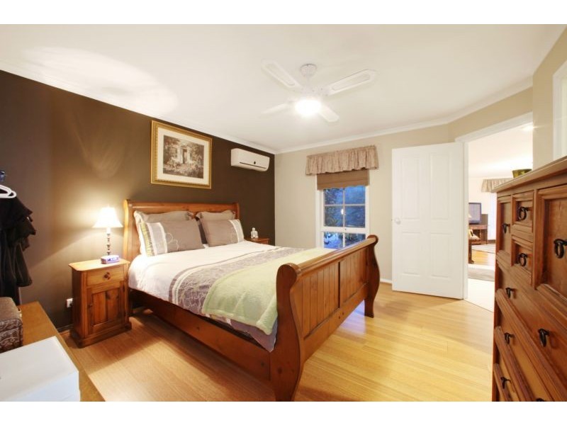 5 Pickworth Crescent, Rowville VIC 3178