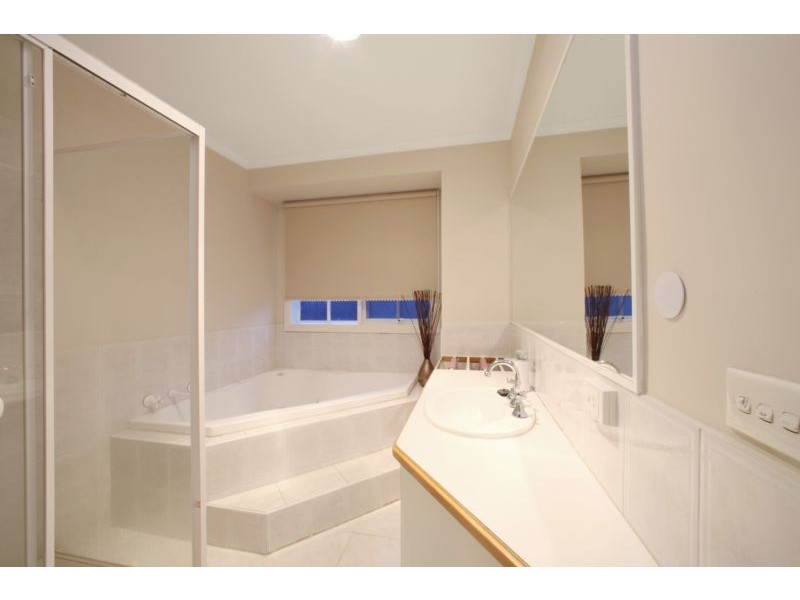 5 Pickworth Crescent, Rowville VIC 3178