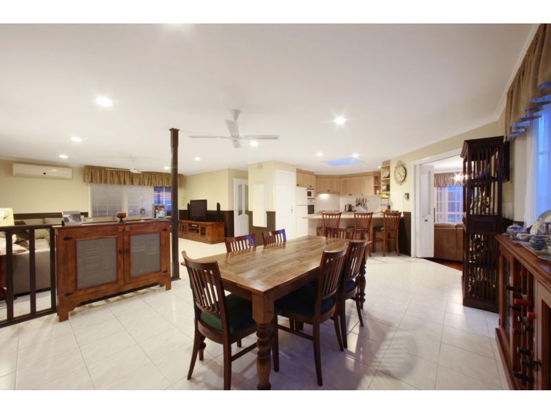 5 Pickworth Crescent, Rowville VIC 3178