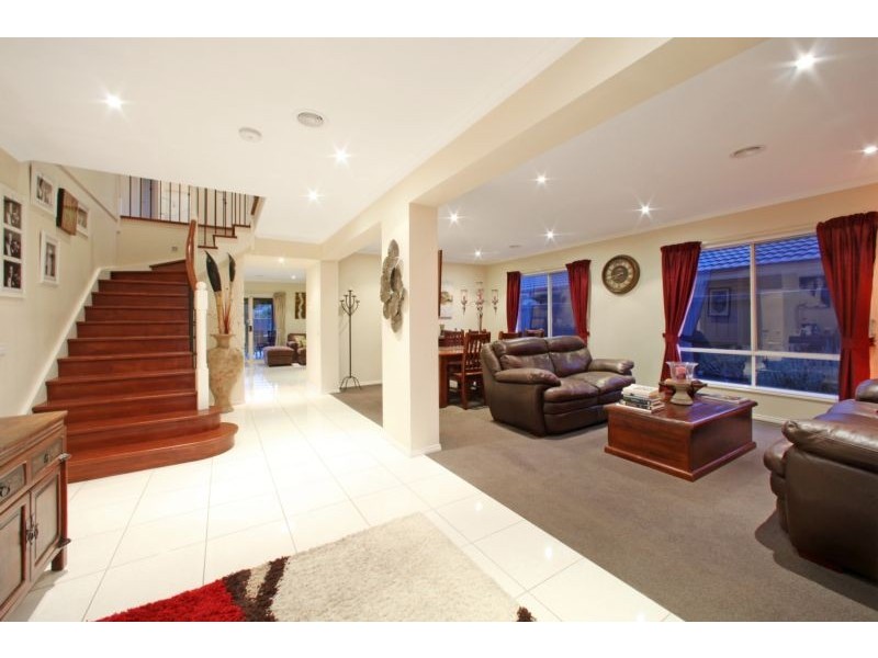 7 Banyalla Place, Rowville VIC 3178