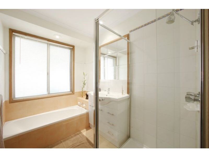 13 Jacob Drive, Rowville VIC 3178