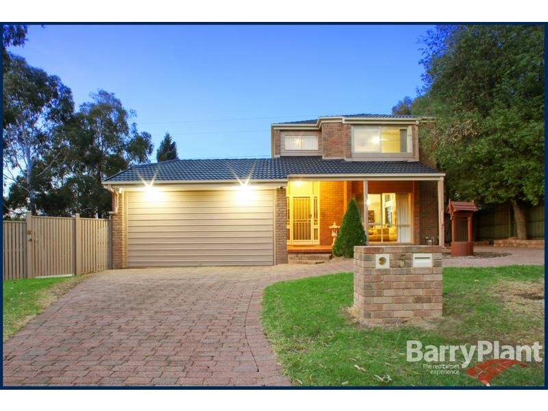 5 Leatherwood Close, Rowville VIC 3178