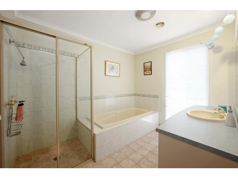 3 Cullinan Court, Ferntree Gully VIC 3156