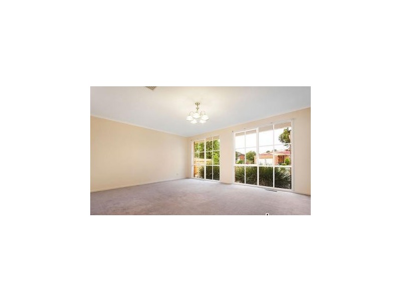 83 Kellbourne Drive, Rowville VIC 3178