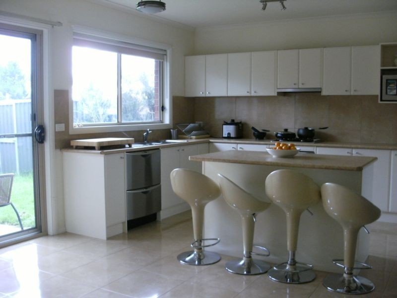 2/39 Wedge Crescent, Rowville VIC 3178