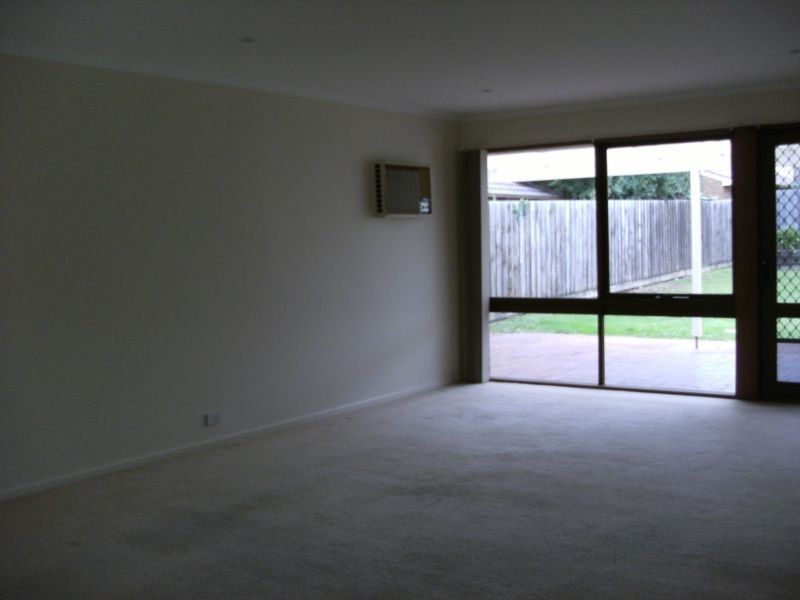 81 Bridgewater Way, Rowville VIC 3178