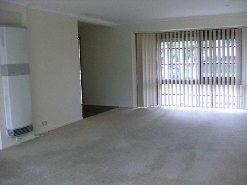 81 Bridgewater Way, Rowville VIC 3178