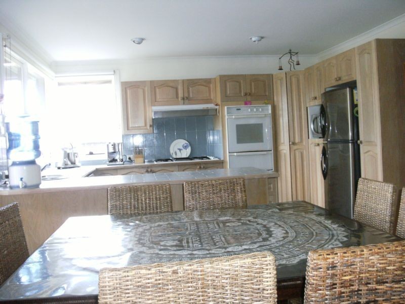 11 Ormonde Rd, Ferntree Gully VIC 3156