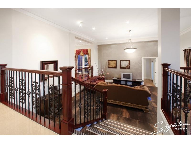 317 Hallam North Road, Lysterfield South VIC 3156