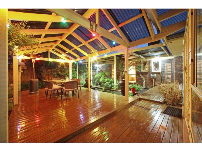 4 Timbertop Drive, Rowville VIC 3178