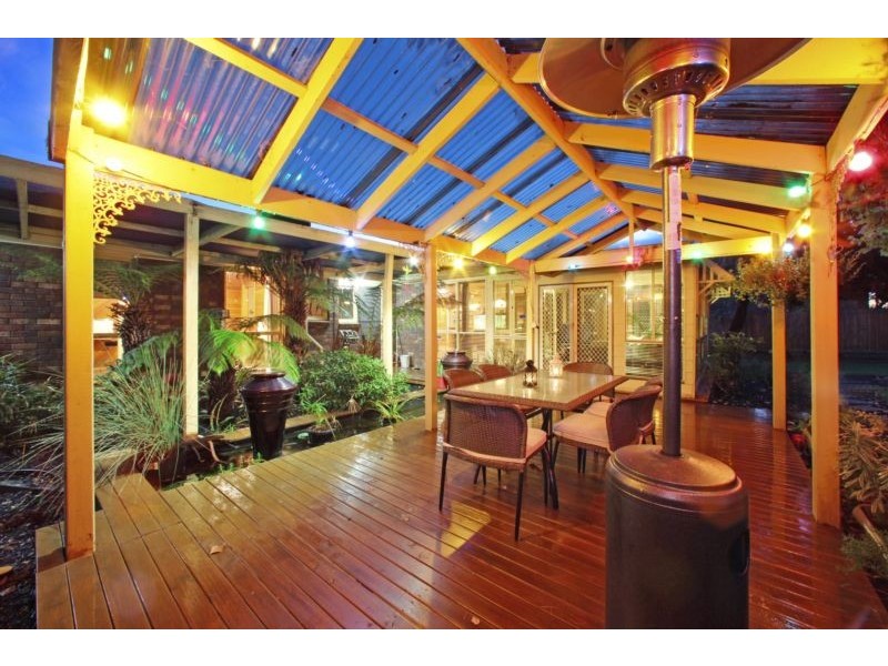 4 Timbertop Drive, Rowville VIC 3178