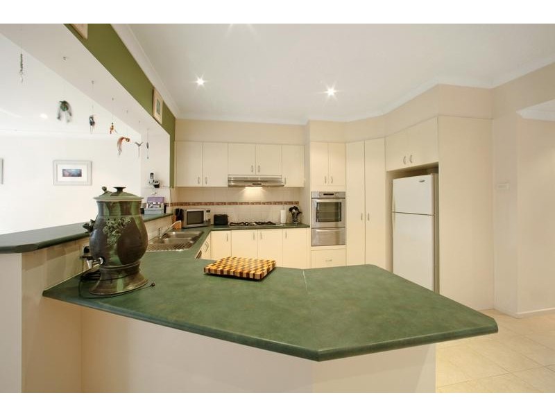 40 Whitecliffe Drive, Rowville VIC 3178