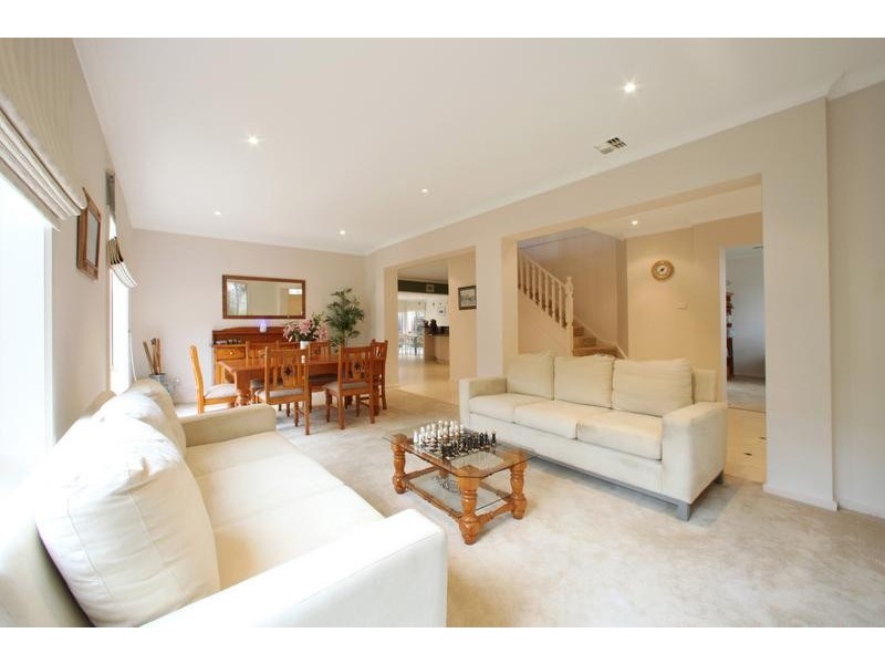 40 Whitecliffe Drive, Rowville VIC 3178